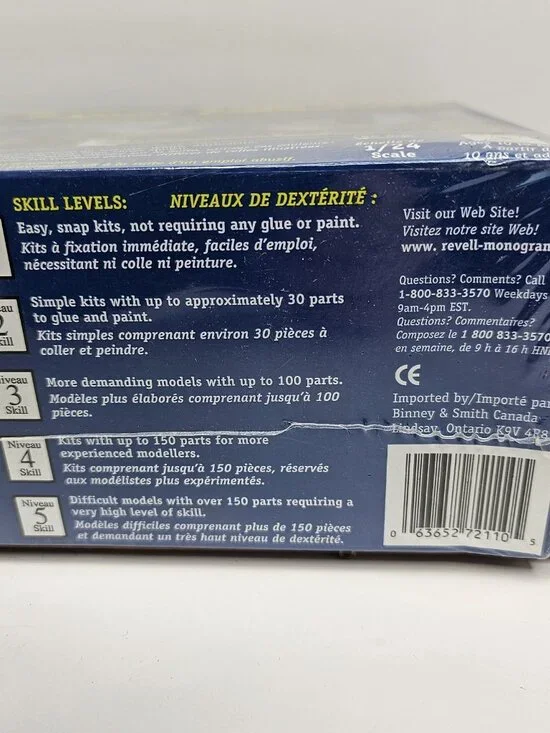 SEALED Revell Monogram Jacques Villeneuve Williams Renault FW19 1/24 Model Kit - Picture 9 of 13